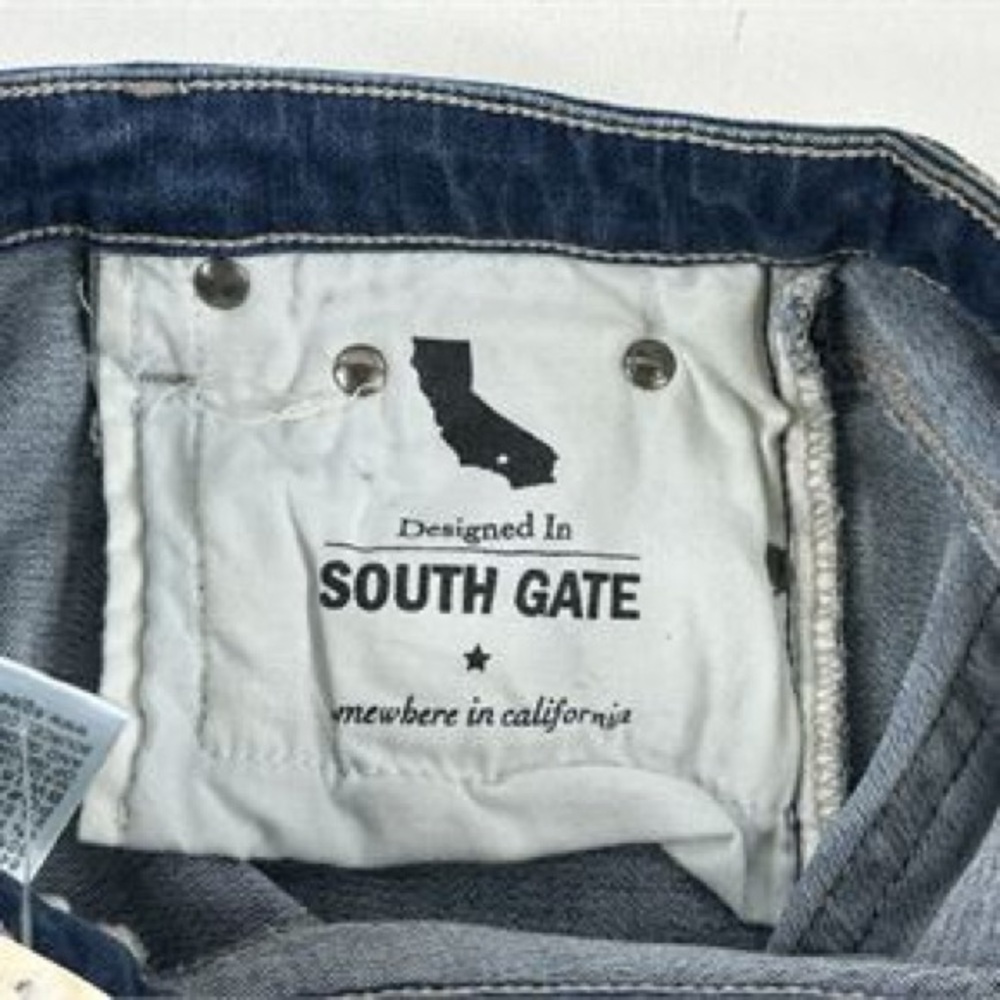 AG The Harper straight leg Jeans - Picture 4 of 16